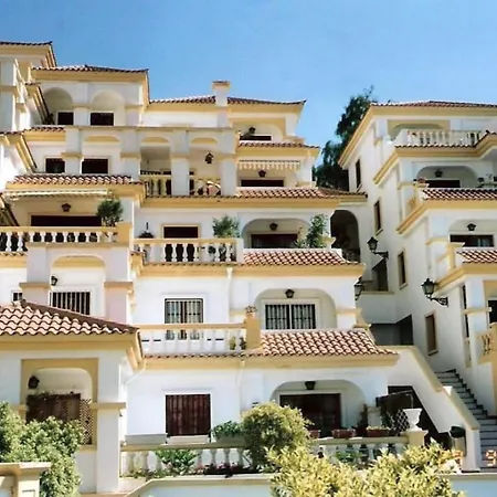 Διαμέρισμα Family Ocean & Mountain Views & Heated Pool *