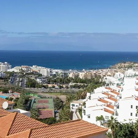 Family Ocean & Mountain Views & Heated Pool Costa Adeje (Tenerife)